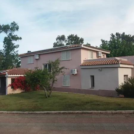Li Cuponi Bed & Breakfast *